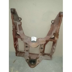 Брус 70-2801120 А1 передний полурамы МТЗ