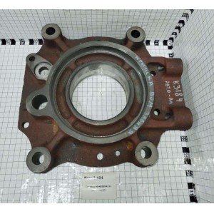 Крышка 80-4202042-Б ВОМ задняя