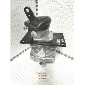 Кран 100-3514008 тормоз. 2-х секц. К-700 БЕЛАК