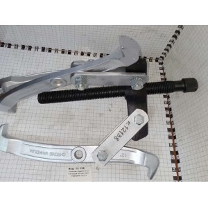 Съёмник подшипников 3-х лапый 300 мм ДЕЛО ТЕХНИКИ 132139